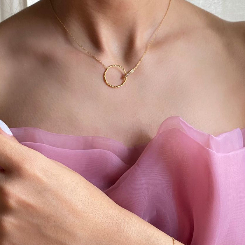 bijoux, collier, bracelet, bague, bague ajustable, bijouterie, joaillerie, raffinity, cartier,acier inoxydable, van cleef, dior, chanel, sautoir, bijoux femme, bijoux tête, accessoires femmes