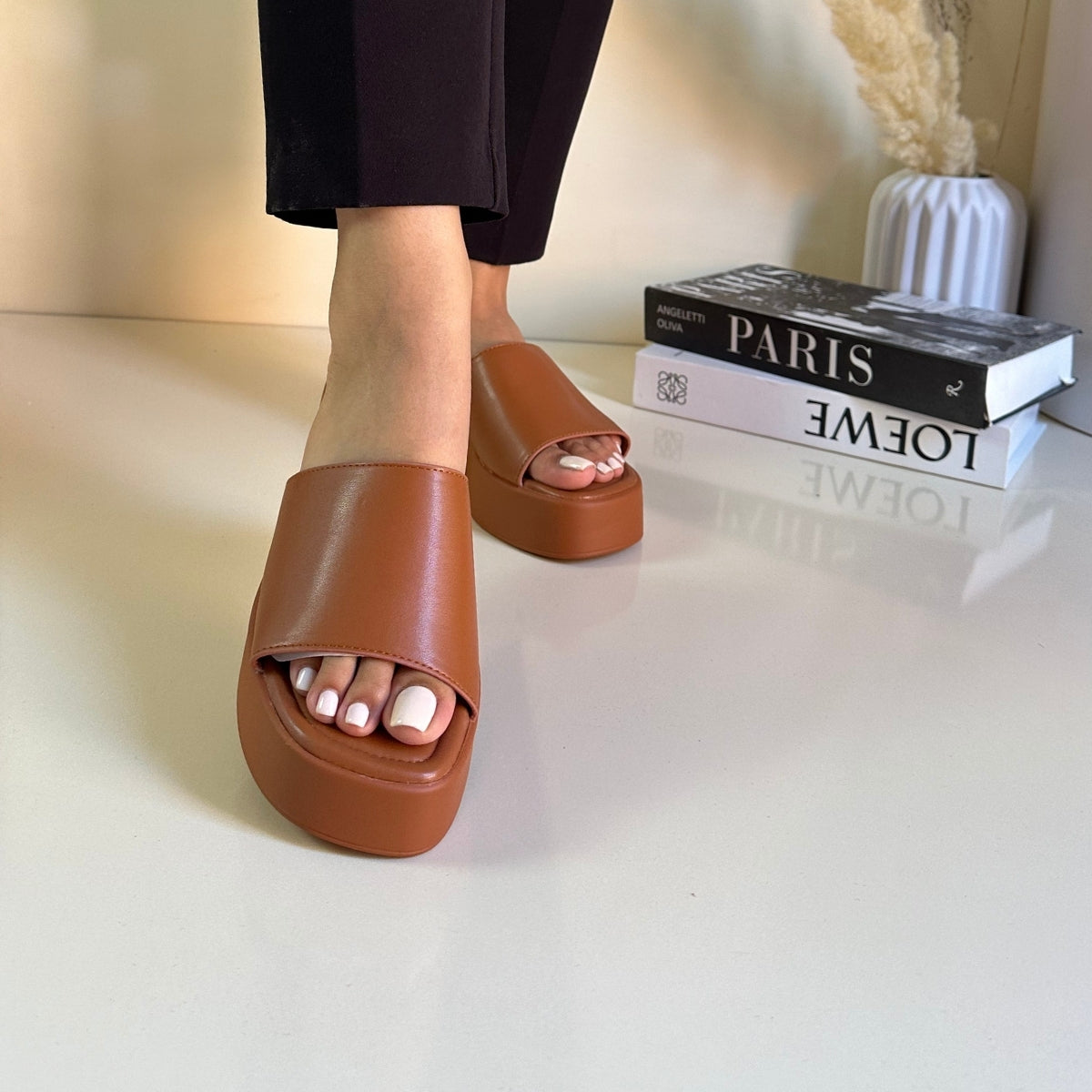 sandales, sandales à talons, chaussures maroc, sandales maroc, chaussures femmes, espadrilles, Ballerines, sandales a plateformes, mocassins, mocassins été, sandales 2024, sandals 2024, été 2024, ballerines, mules