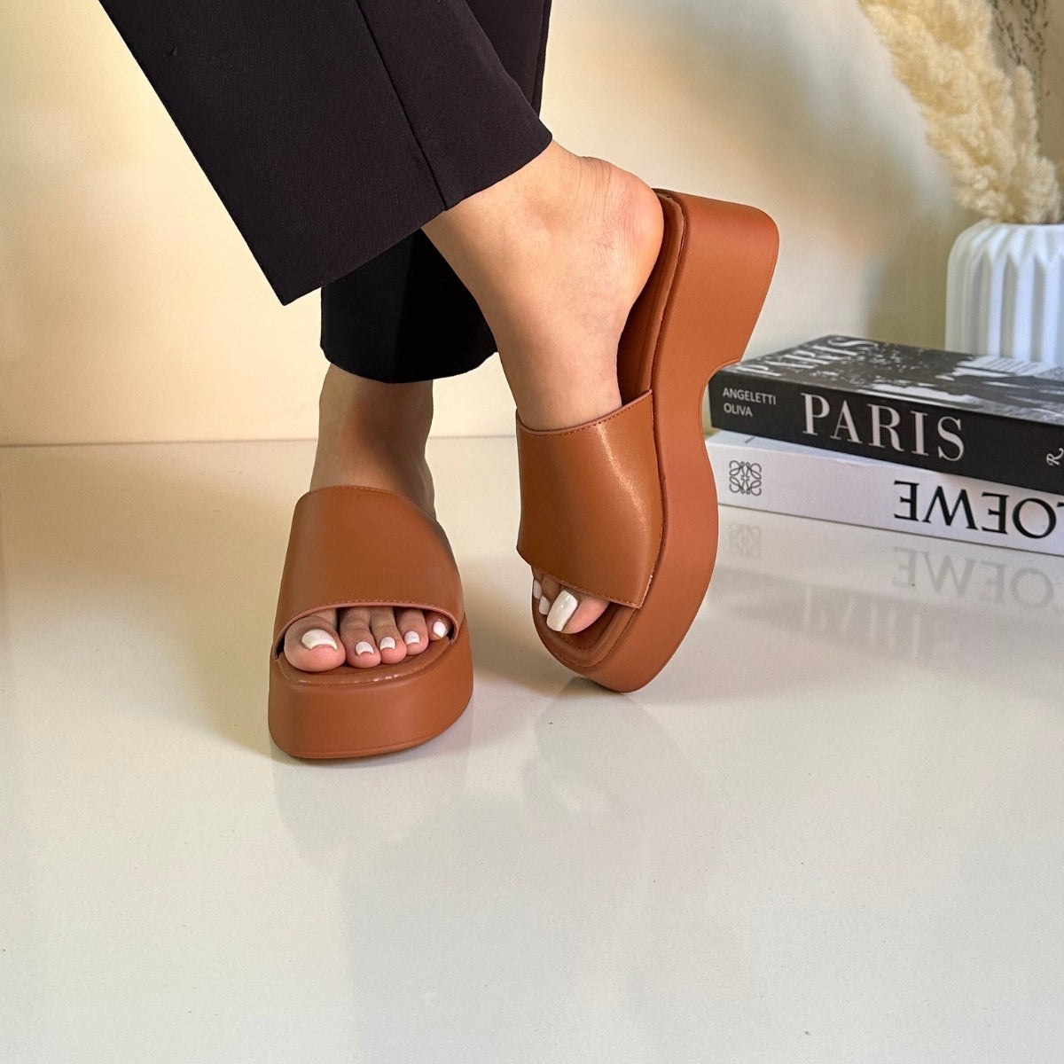 sandales, sandales à talons, chaussures maroc, sandales maroc, chaussures femmes, espadrilles, Ballerines, sandales a plateformes, mocassins, mocassins été, sandales 2024, sandals 2024, été 2024, ballerines, mules