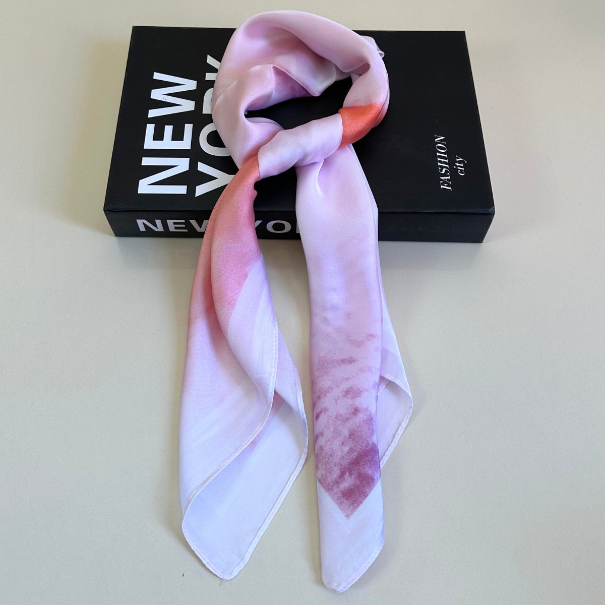 carré de soie, foulard, foulard en soie, petit foulard, accessoires pour femmes