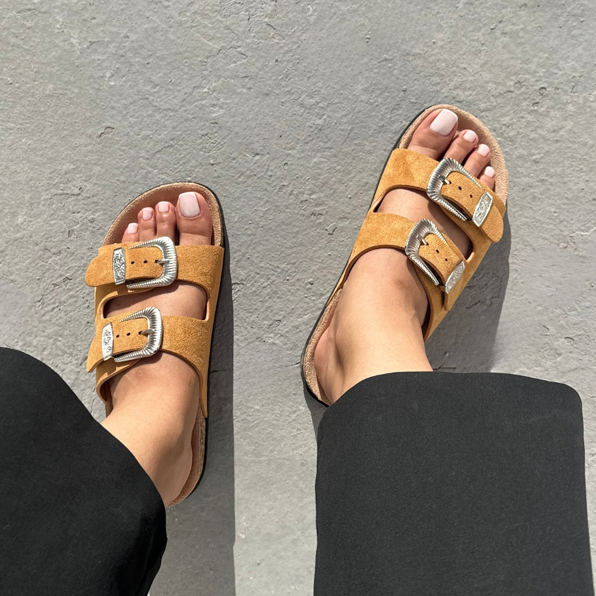 sandales, sandales à talons, chaussures maroc, sandales maroc, chaussures femmes, espadrilles, Ballerines, sandales a plateformes, mocassins, mocassins été, sandales 2024, sandals 2024, été 2024, ballerines