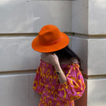 Chapeau orange en laine - unisex