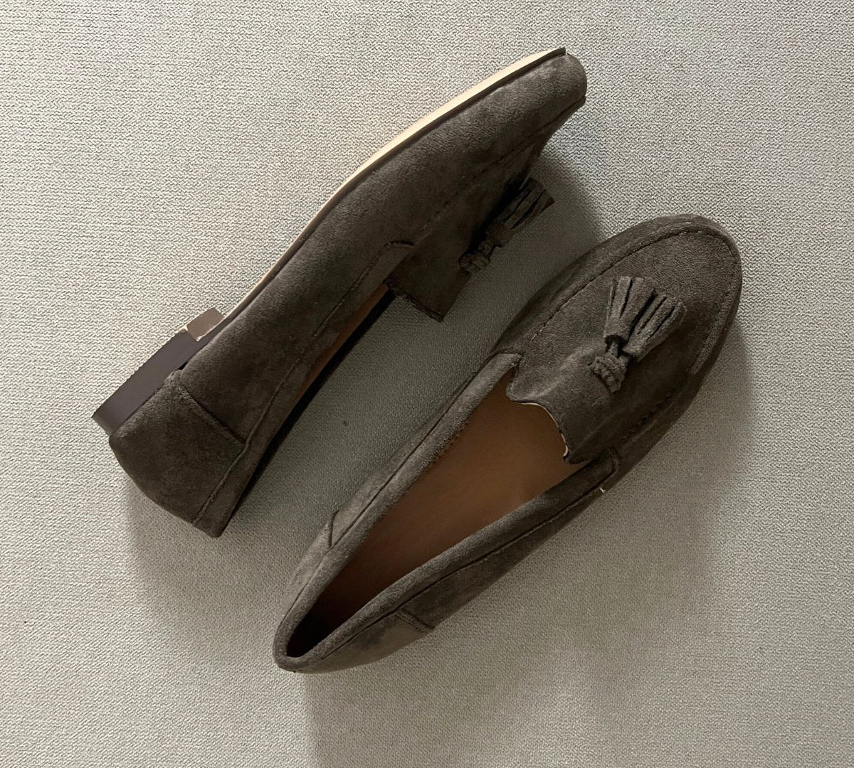 mocassin à gland camel pour femmes en daim au maroc, chaussures femmes maroc