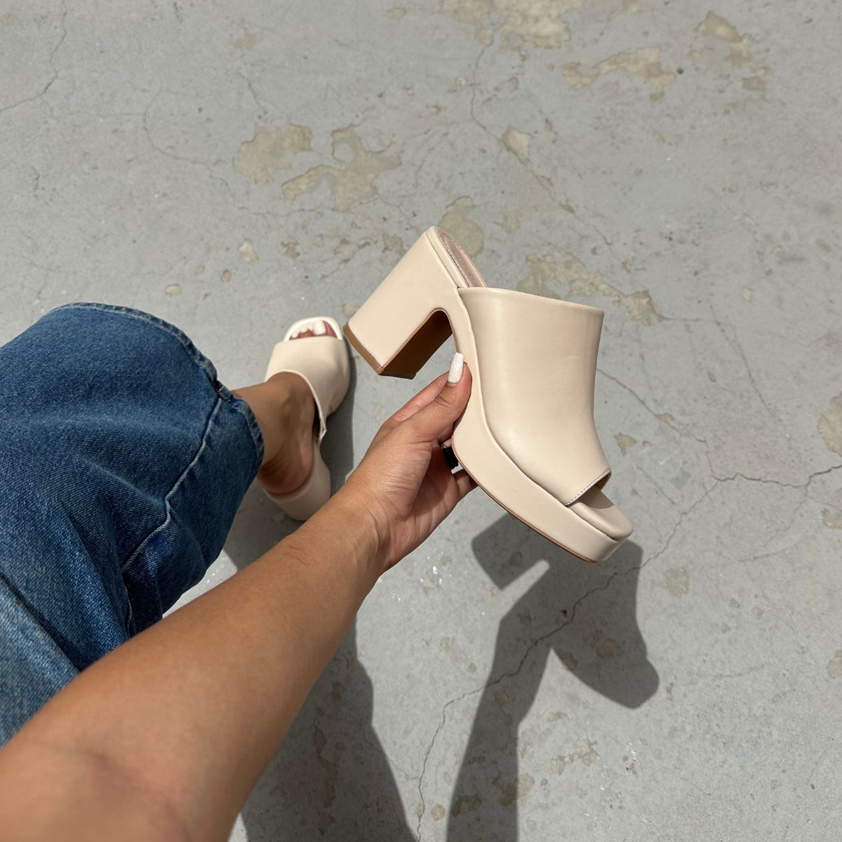 sandales, sandales à talons, chaussures maroc, sandales maroc, chaussures femmes, espadrilles, Ballerines, sandales a plateformes, mocassins, mocassins été, sandales 2024, sandals 2024, été 2024, ballerines