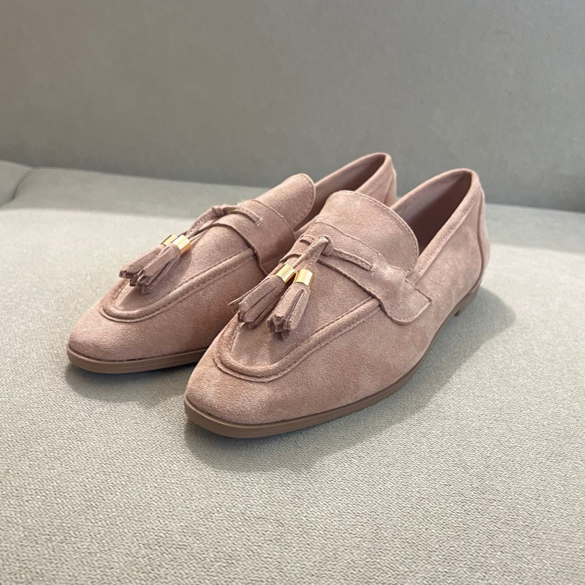 MOCASSIN FEMME, CHAUSSURE TENDANCE CHAUSSURE MARQUE CHAUSSURES EN LIGNE POUR FEMME MOCASSIN EN DAIM MOCASSIN A GLAND CHAUSSURES ETE FEMME CHAUSSURES MAROC MOCASSINS MAROC