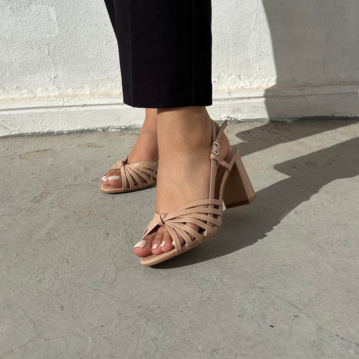 sandales, sandales à talons, chaussures maroc, sandales maroc, chaussures femmes, espadrilles, Ballerines, sandales a plateformes, mocassins, mocassins été, sandales 2024, sandals 2024, été 2024, ballerines
