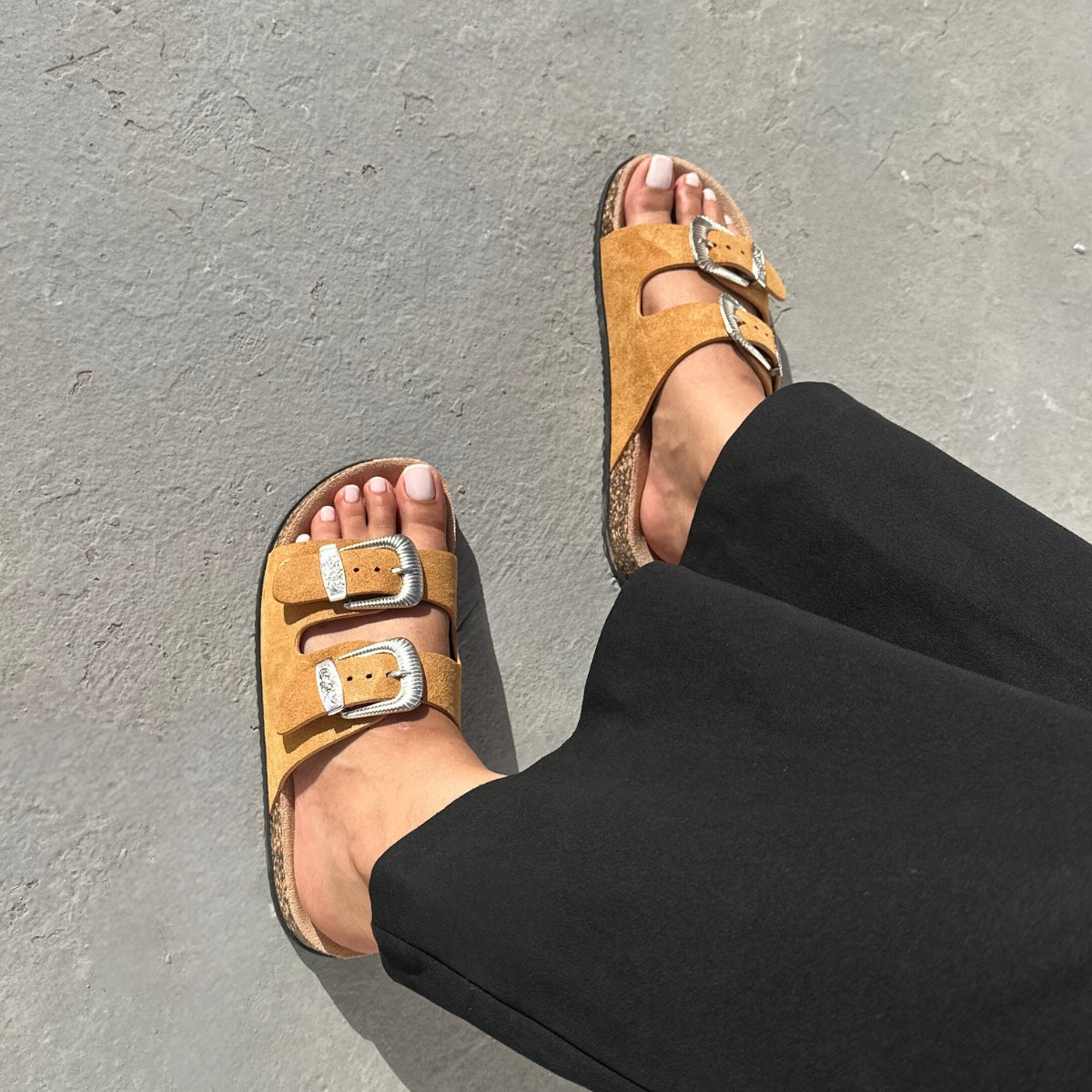 sandales, sandales à talons, chaussures maroc, sandales maroc, chaussures femmes, espadrilles, Ballerines, sandales a plateformes, mocassins, mocassins été, sandales 2024, sandals 2024, été 2024, ballerines