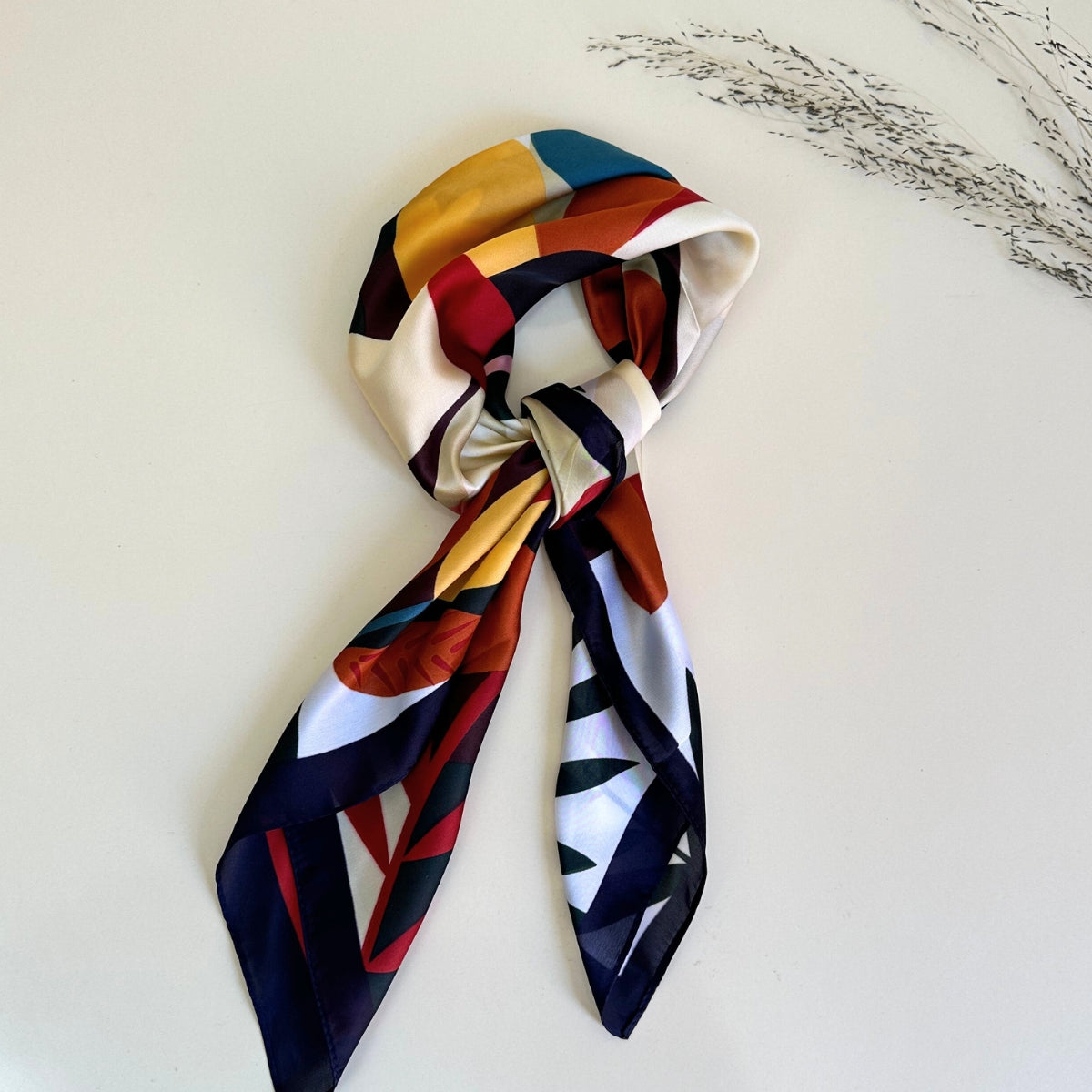 carré de soie, foulard, foulard en soie, petit foulard, accessoires pour femmes