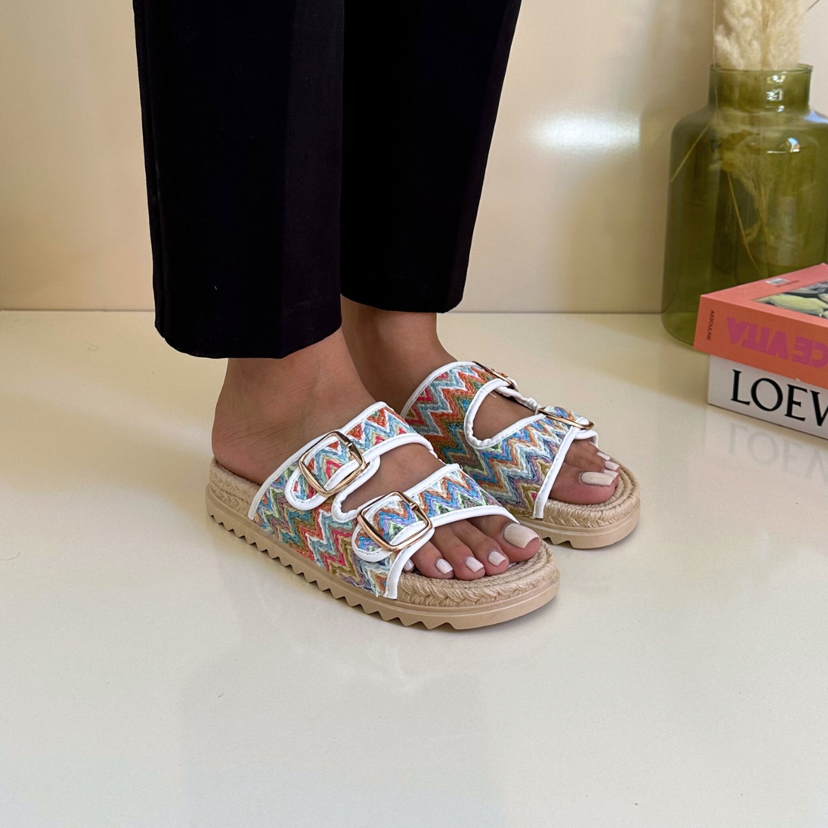 sandales, sandales à talons, chaussures maroc, sandales maroc, chaussures femmes, espadrilles, Ballerines, sandales a plateformes, mocassins, mocassins été, sandales 2024, sandals 2024, été 2024, ballerines