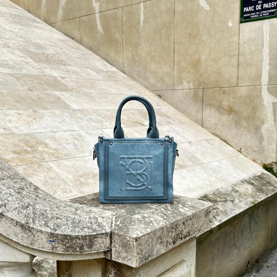 sac a main, pochette, sac femmes, sac maroc, sac femmes maroc, sac en ligne, sac leyane, pochette leyane, sac 2024