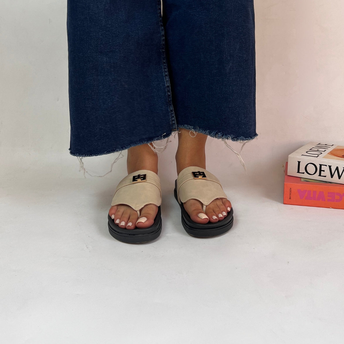 sandales, sandales à talons, chaussures maroc, sandales maroc, chaussures femmes, espadrilles, Ballerines, sandales a plateformes, mocassins, mocassins été, sandales 2024, sandals 2024, été 2024, ballerines, mules