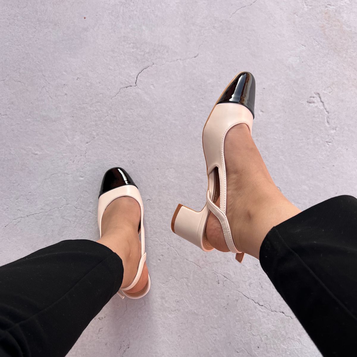 escarpin femme maroc,escarpin maroc online, escarpin femme luxe, escarpins femme demi talon,chaussures femmes, aldo; chaussures maroc, sandale talon, chaussures zara, keyza, eram, basket femme, couleur ,tendance,talon ,confortable,tendance,mi-talons,chanel,style,talon femme luxe, talon femme,talon femme maroc, slingback, slingback maroc, slingback chanel,slingback shoes, escarpins slingback, slingback jonak, slingback femme,babies femme
