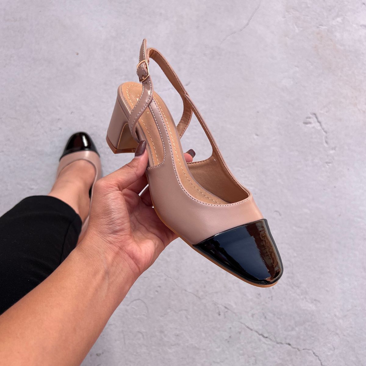 escarpin femme maroc,escarpin maroc online, escarpin femme luxe, escarpins femme demi talon,chaussures femmes, aldo; chaussures maroc, sandale talon, chaussures zara, keyza, eram, basket femme, couleur ,tendance,talon ,confortable,tendance,mi-talons,chanel,style,talon femme luxe, talon femme,talon femme maroc, slingback, slingback maroc, slingback chanel,slingback shoes, escarpins slingback, slingback jonak, slingback femme,babies femme
