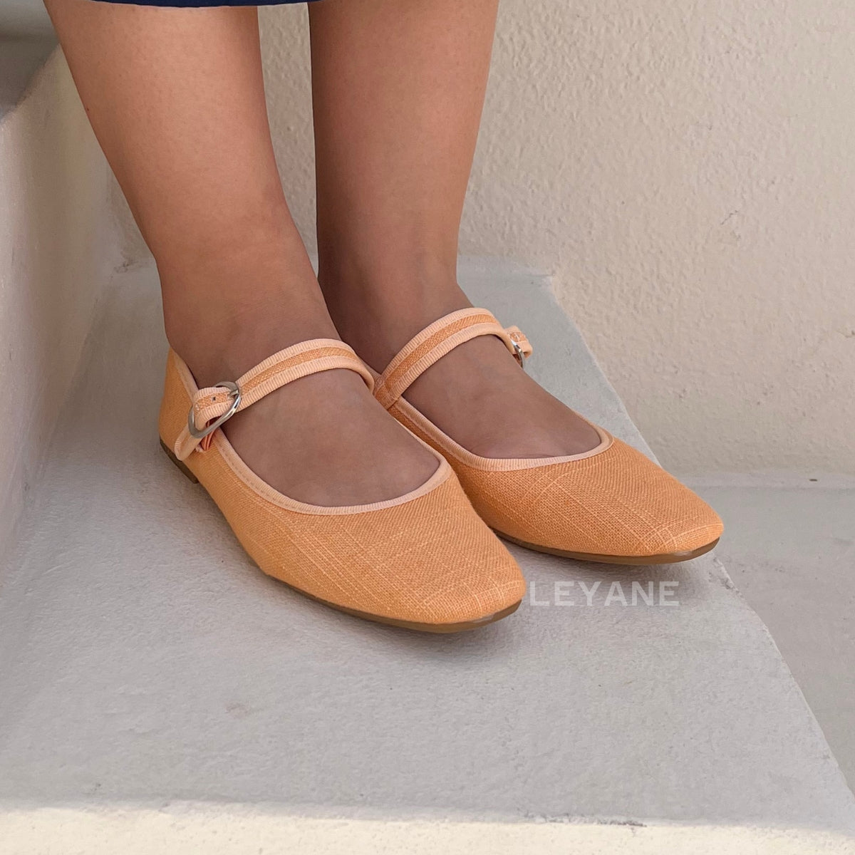 mocassin femme luxe, mocassins maroc, mocassins femme cuir , mocassin lora piana, mocassins casablanca, mocassin pour femme tendance,derbies femme, derbies femme maroc, derbies femme tamaris, derbies femme jonak,ballerine femme , ballerine femme confortable, ballerine tendance, ballerine chanel,
