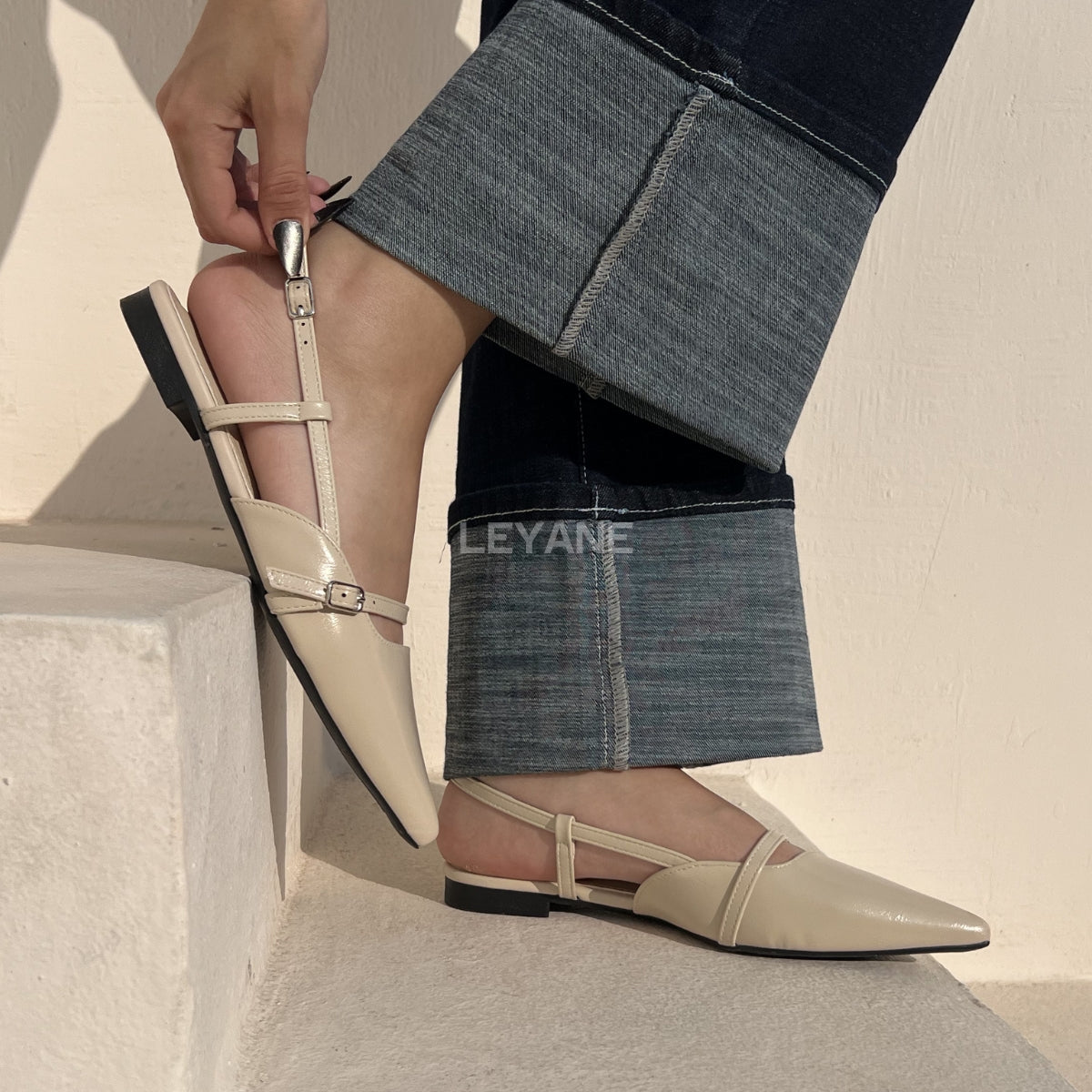 ballerines femmes, ballerines slingback, ballerines femmes maroc, ballerine en ligne, ballerine en daim, ballerine pour femme, ballerine en ligne, ballerines femme, ballerine maroc en ligne, ballerine zara, ballerine stradivarius
