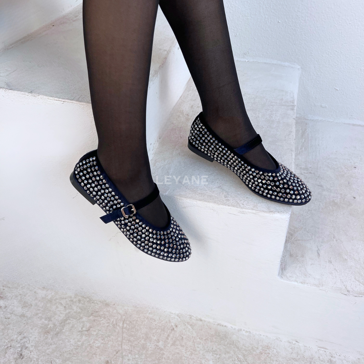 Ballerine bleu ; Ballerine strasse ; Ballerine tendance ; Ballerine chic .Ballerine femme 