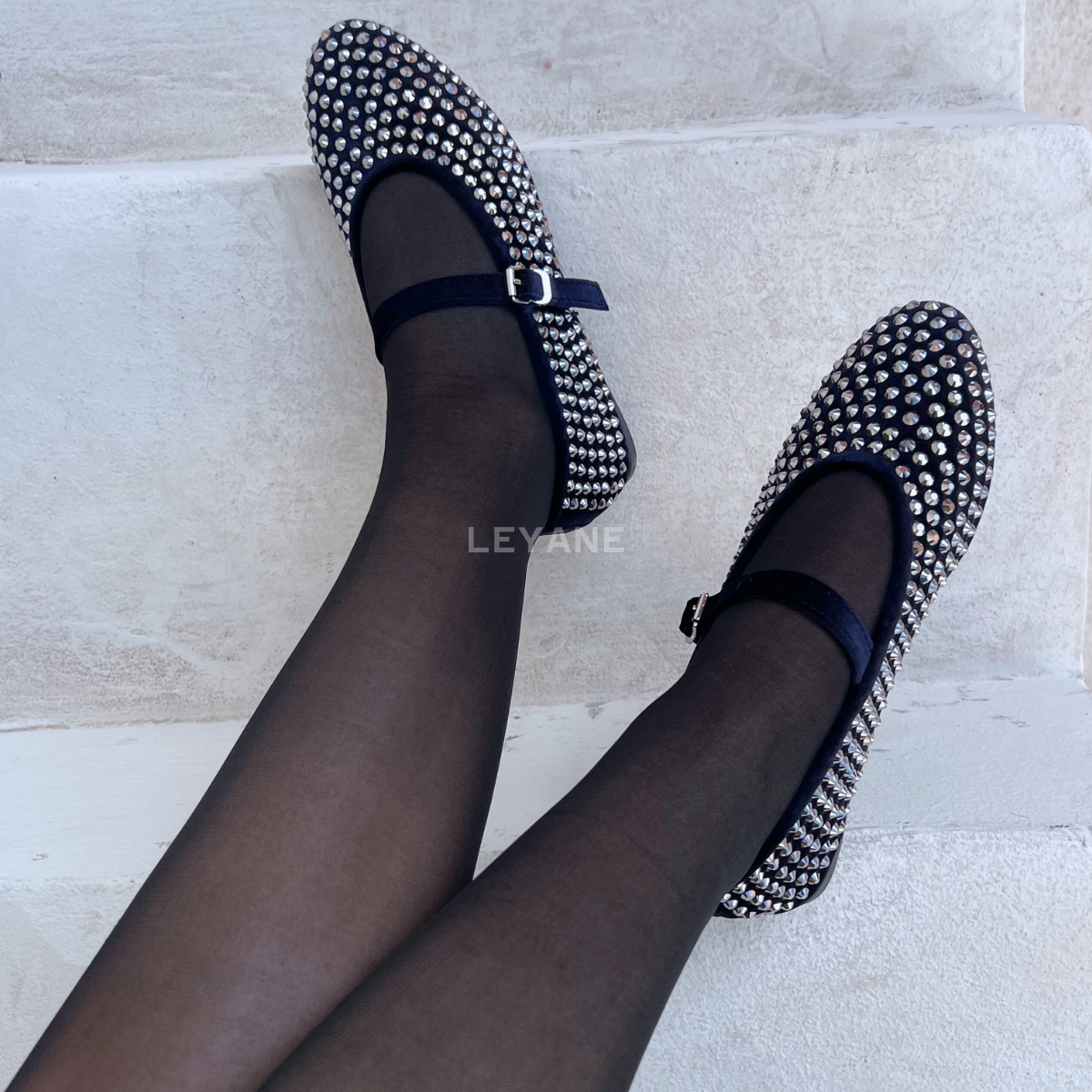 Ballerine bleu ; Ballerine strasse ; Ballerine tendance ; Ballerine chic .Ballerine femme 