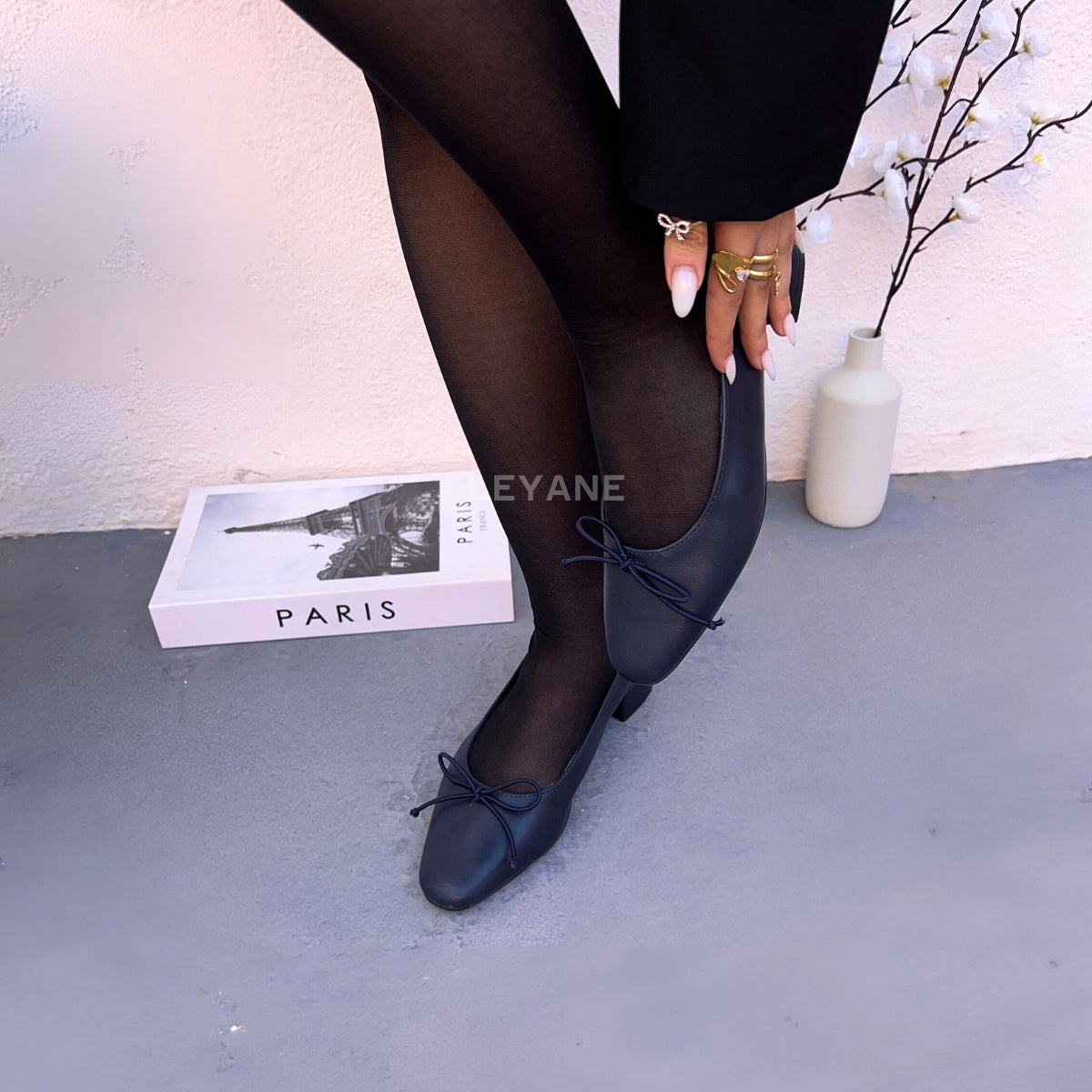 mocassin femme luxe, mocassins maroc, mocassins femme cuir , mocassin lora piana, mocassins casablanca, mocassin pour femme tendance,derbies femme, derbies femme maroc, derbies femme tamaris, derbies femme jonak,ballerine femme , ballerine femme confortable, ballerine tendance, ballerine chanel,
