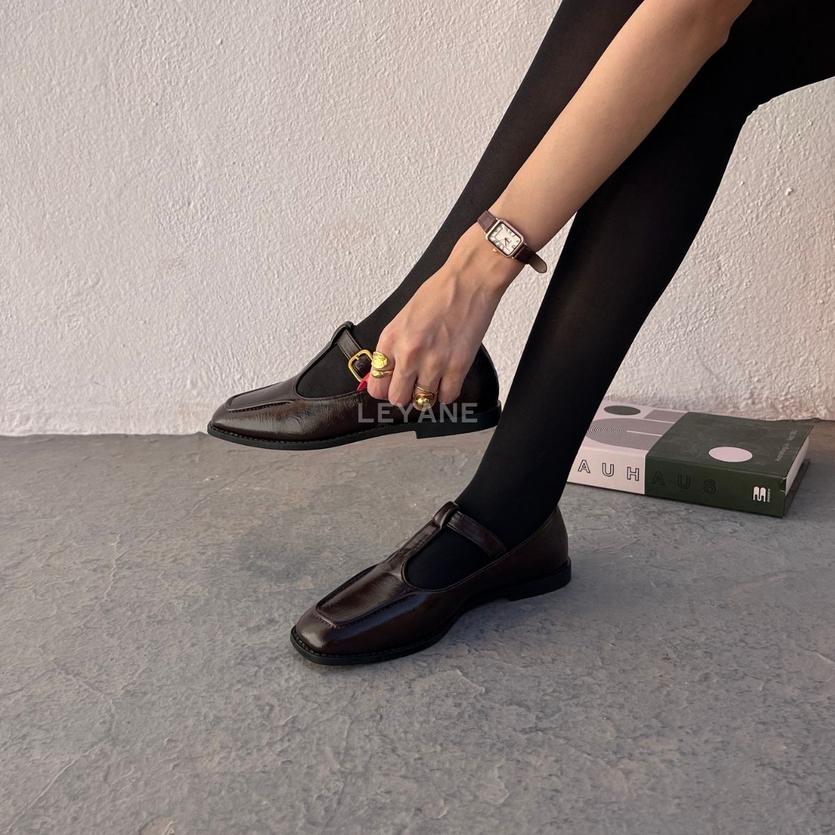 mocassin femme luxe, mocassins maroc, mocassins femme cuir , mocassin lora piana, mocassins casablanca, mocassin pour femme tendance,derbies femme, derbies femme maroc, derbies femme tamaris, derbies femme jonak,ballerine femme , ballerine femme confortable, ballerine tendance, ballerine chanel