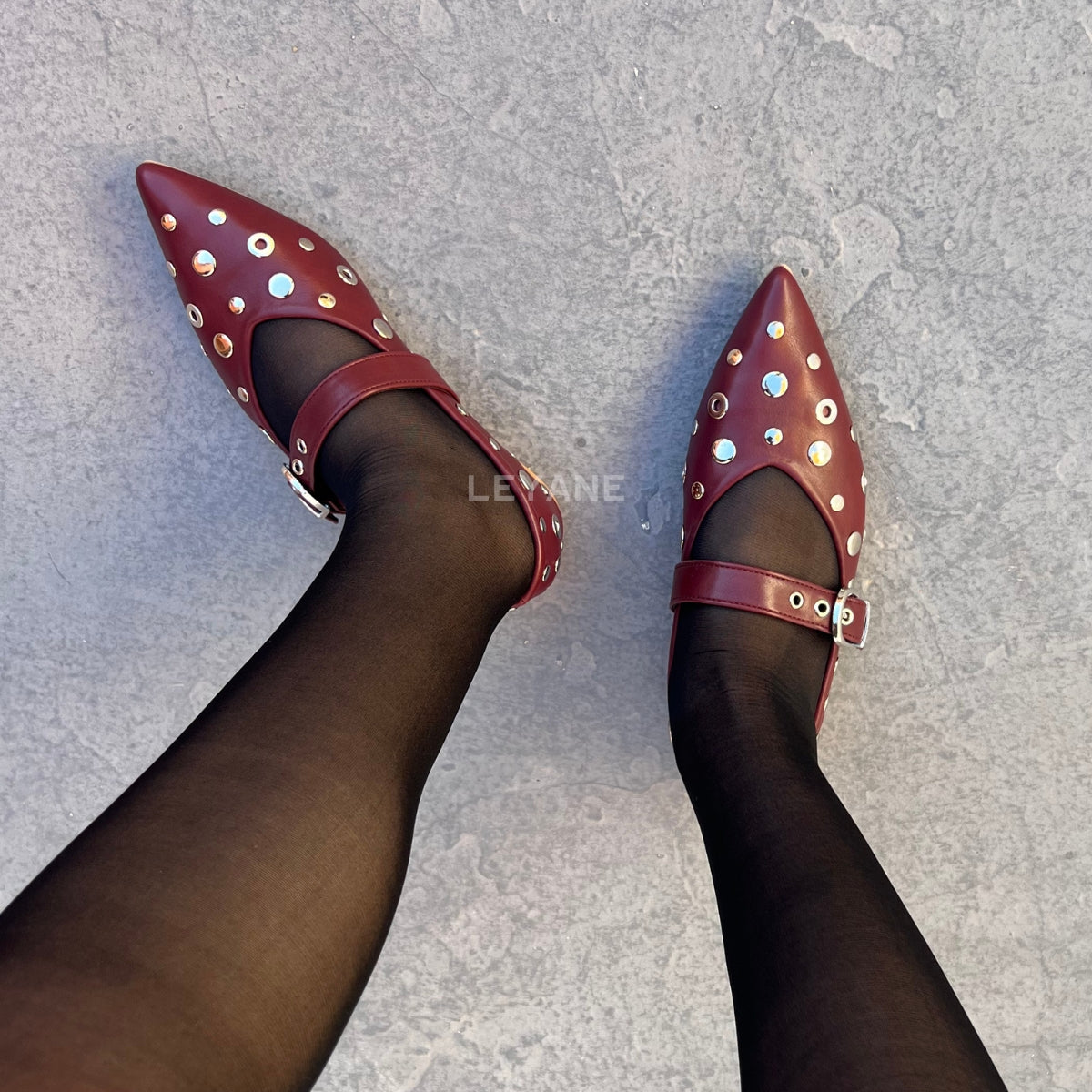 mocassin femme luxe, mocassins maroc, mocassins femme cuir , mocassin lora piana, mocassins casablanca, mocassin pour femme tendance,derbies femme, derbies femme maroc, derbies femme tamaris, derbies femme jonak,ballerine femme , ballerine femme confortable, ballerine tendance, ballerine chanel
