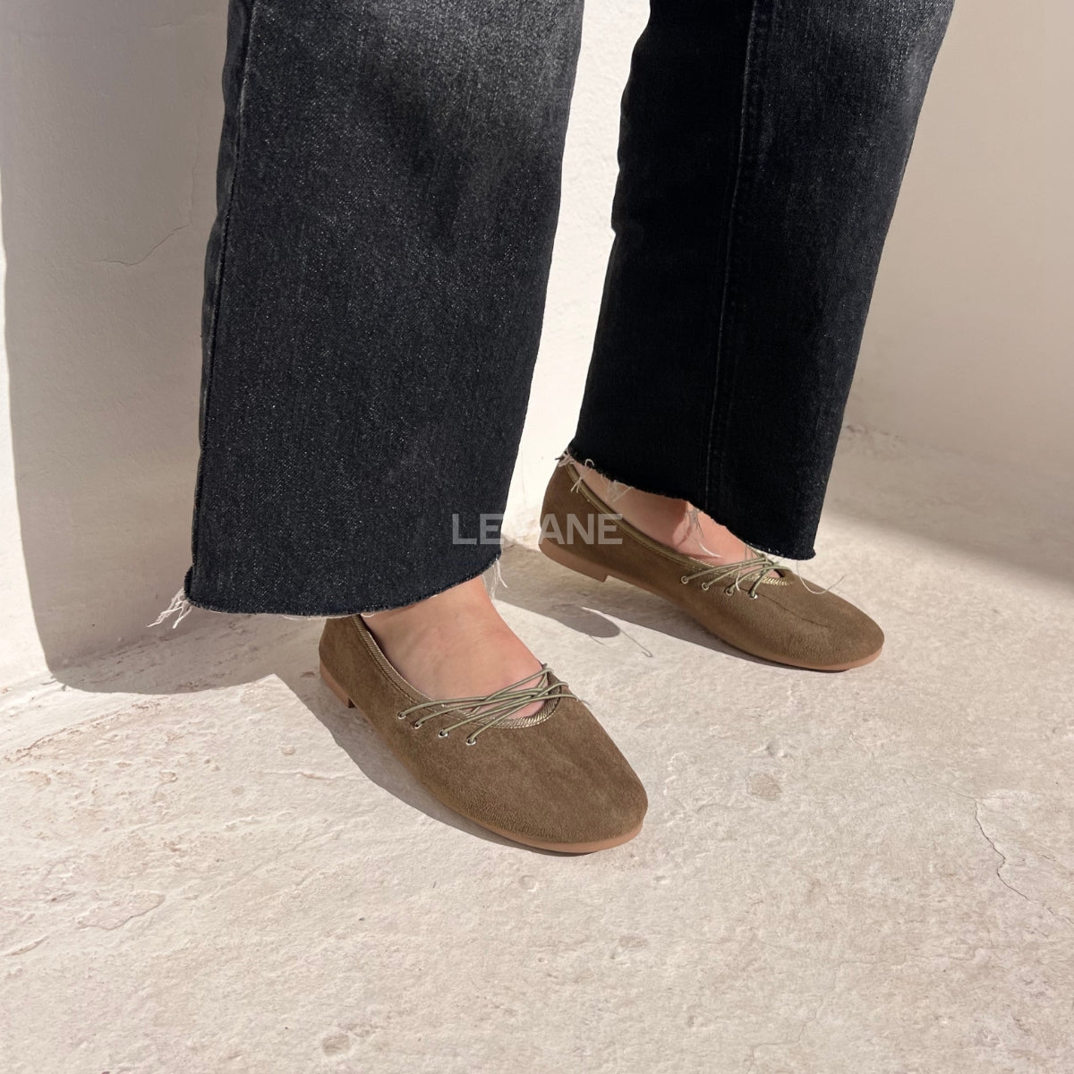 ballerines femmes, ballerines slingback, ballerines femmes maroc, ballerine en ligne, ballerine en daim, ballerine pour femme, ballerine en ligne, ballerines femme, ballerine maroc en ligne, ballerine zara, ballerine stradivarius
