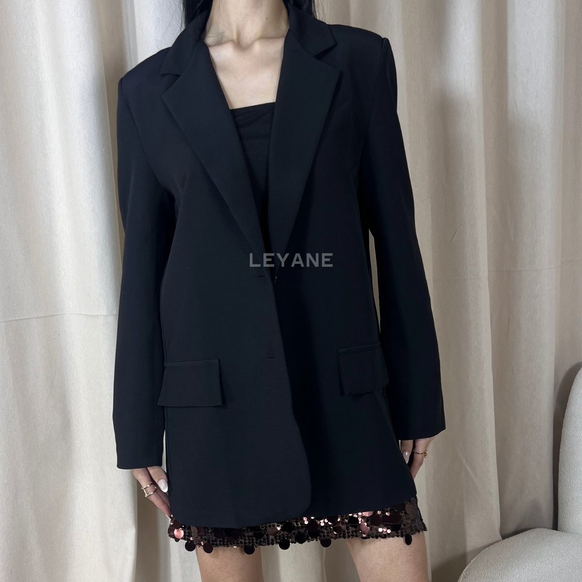 Veste femme, veste femme maroc, veste oversize, veste en ligne pour femme, veste zara, blouson, blouson femme, veste effet daim, bomber femme, veste pour femme maroc, veste bershka femme, veste stradivarus, veste zara femme, veste maroc en ligne, veste en cuir, veste aviateur