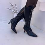 #bottes #bottesfemme #botteschic #bottesfranges #stylewestern #westernchic #bohemechic #espritcowboy #talonepais #suédine #effetdaim #lookautomne #lookhiver #tendancefemme #modefemme #fashionaddict #ootdfemme #styleinspo