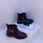 #bottinesfemme #bottinesbordeaux #chaussuresfemme #lookchic #styleurbain #tendance2026 #mallos #leyaneparis #bottinesplates #bottineschic #ootd #modefemme #collectionhiver #bordeauxstyle #fashionboots