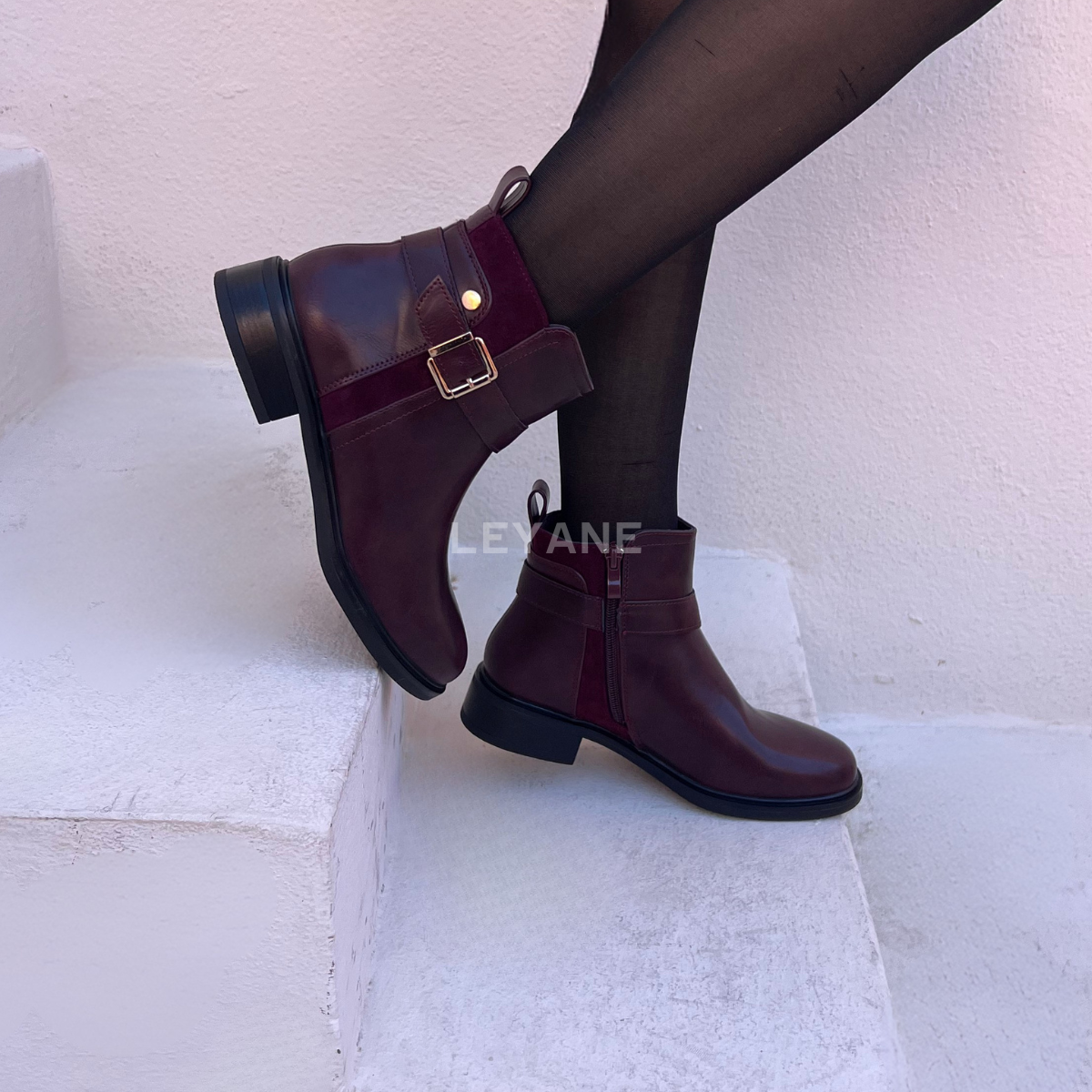 #bottinesfemme #bottinesbordeaux #chaussuresfemme #lookchic #styleurbain #tendance2026 #mallos #leyaneparis #bottinesplates #bottineschic #ootd #modefemme #collectionhiver #bordeauxstyle #fashionboots