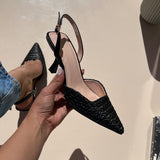 escarpin femme maroc,escarpin maroc online, escarpin femme luxe, escarpins femme demi talon,chaussures femmes, aldo; chaussures maroc, sandale talon, chaussures zara, keyza, eram, basket femme, couleur ,tendance,talon ,confortable,tendance,mi-talons,chanel,style,talon femme luxe, talon femme,talon femme maroc, slingback, slingback maroc, slingback chanel,slingback shoes, escarpins slingback, slingback jonak, slingback femme,babies femme

