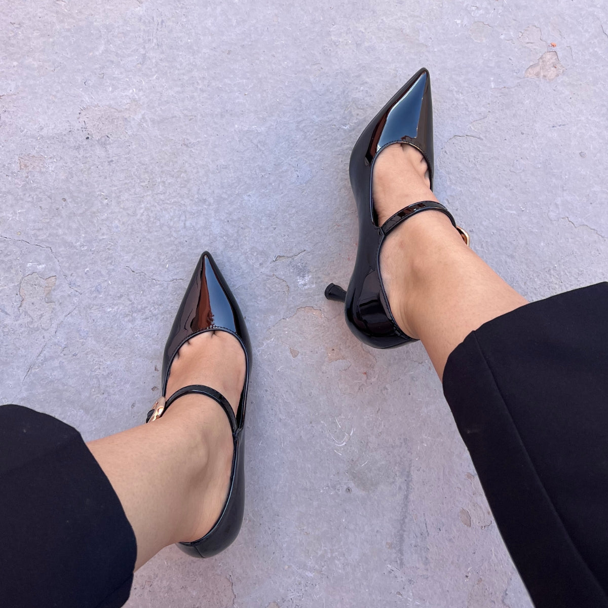 escarpin femme maroc,escarpin maroc online, escarpin femme luxe, escarpins femme demi talon,chaussures femmes, aldo; chaussures maroc, sandale talon, chaussures zara, keyza, eram, basket femme, couleur ,tendance,talon ,confortable,tendance,mi-talons,chanel,style,talon femme luxe, talon femme,talon femme maroc, slingback, slingback maroc, slingback chanel,slingback shoes, escarpins slingback, slingback jonak, slingback femme,babies femme
