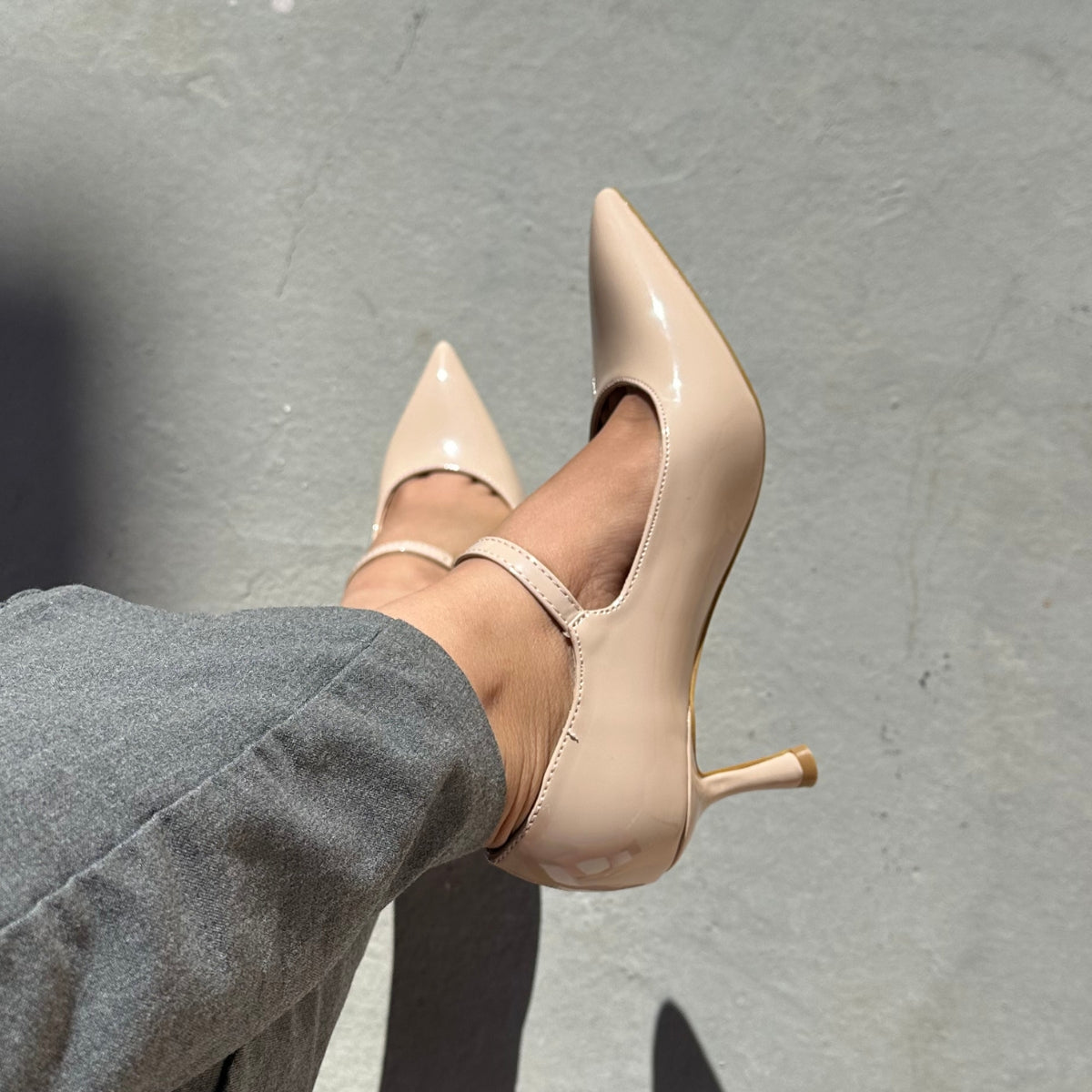 Escarpins vernis à motifs Beige – Leyane Paris - Main Image