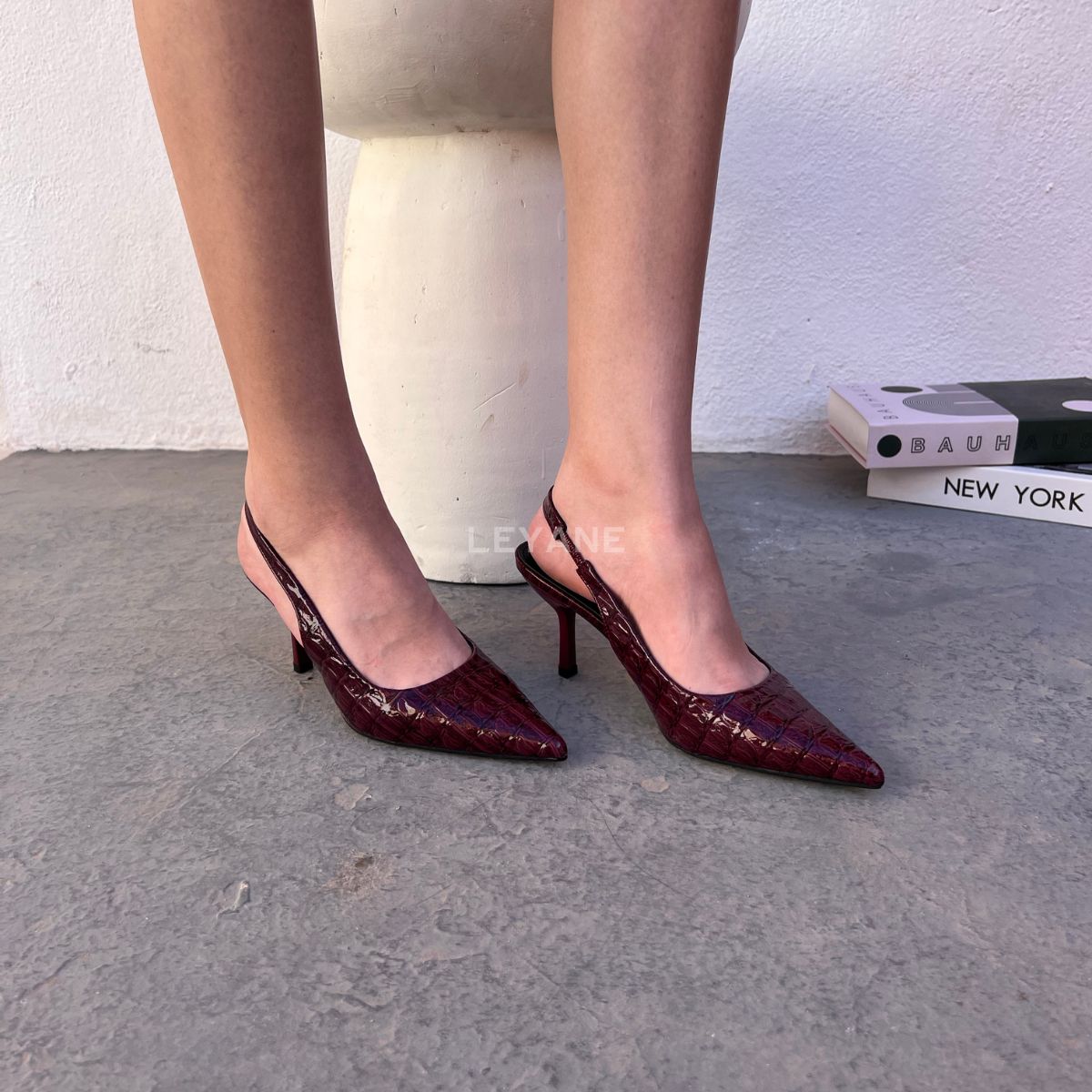 escarpin femme maroc,escarpin maroc online, escarpin femme luxe, escarpins femme demi talon,chaussures femmes, aldo; chaussures maroc, chaussures zara, keyza, eram, basket femme,tendance,talon ,confortable,tendance,mi-talons,chanel,style,talon femme luxe, talon femme,talon femme maroc, slingback, slingback maroc, slingback chanel,slingback shoes, escarpins slingback, slingback jonak, slingback femme,babies femme
