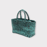 Sac en cuir synthétique tressé vert métalisé  Dimension: 27cm*12cm*20cm  Cuir de qualité premium