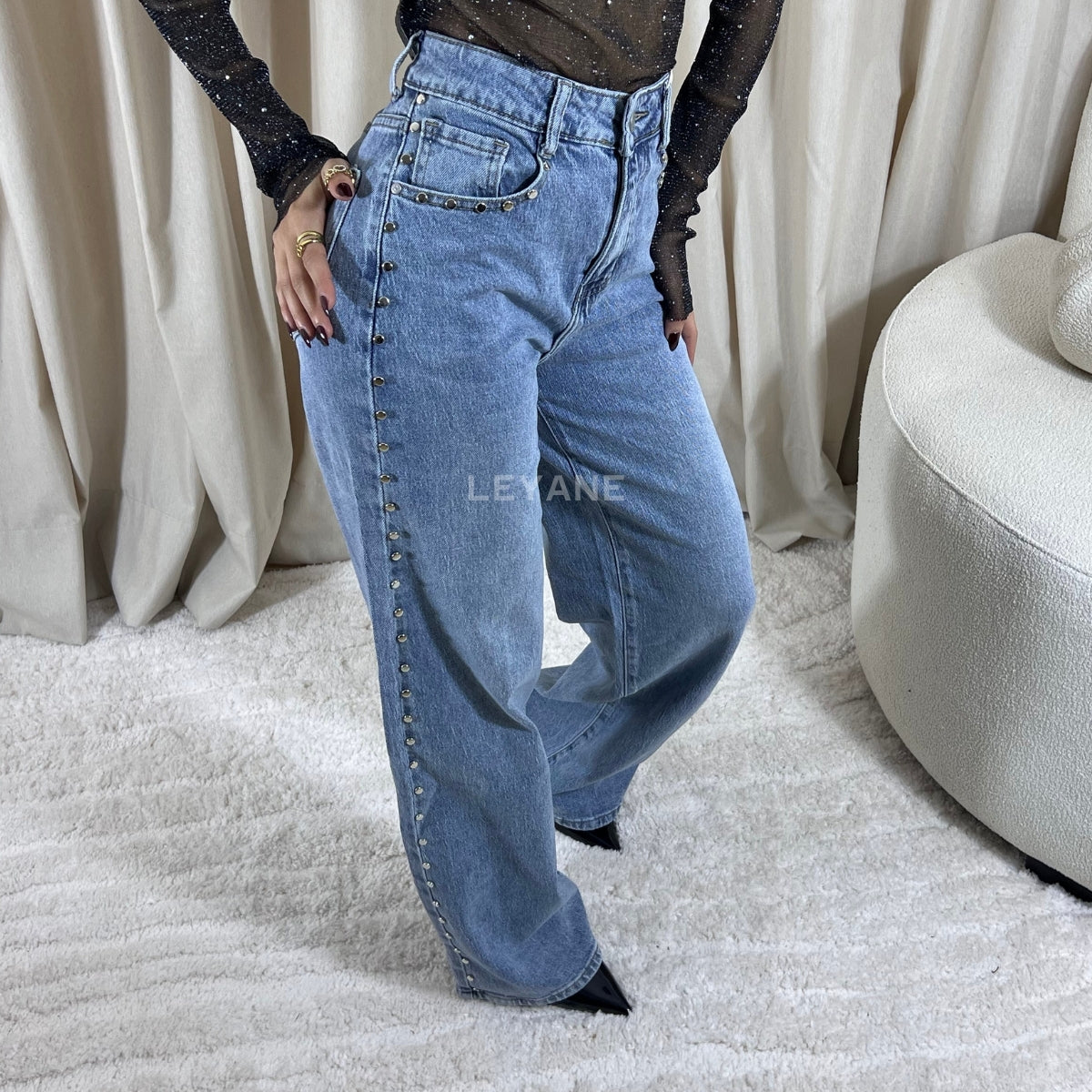  jean, jean femme, jean delavé, jean femme maroc, jean leyane, jean femme en ligne, jean zara, jean straight fit, jean wide leg, jean straight fit maroc, jean en ligne femme maroc, jean stradivarus, jean mango, jean tendance, jean soirée, jean sortie,
