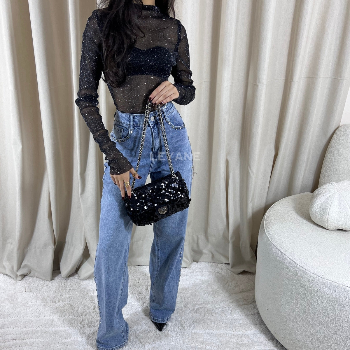  jean, jean femme, jean delavé, jean femme maroc, jean leyane, jean femme en ligne, jean zara, jean straight fit, jean wide leg, jean straight fit maroc, jean en ligne femme maroc, jean stradivarus, jean mango, jean tendance, jean soirée, jean sortie,
