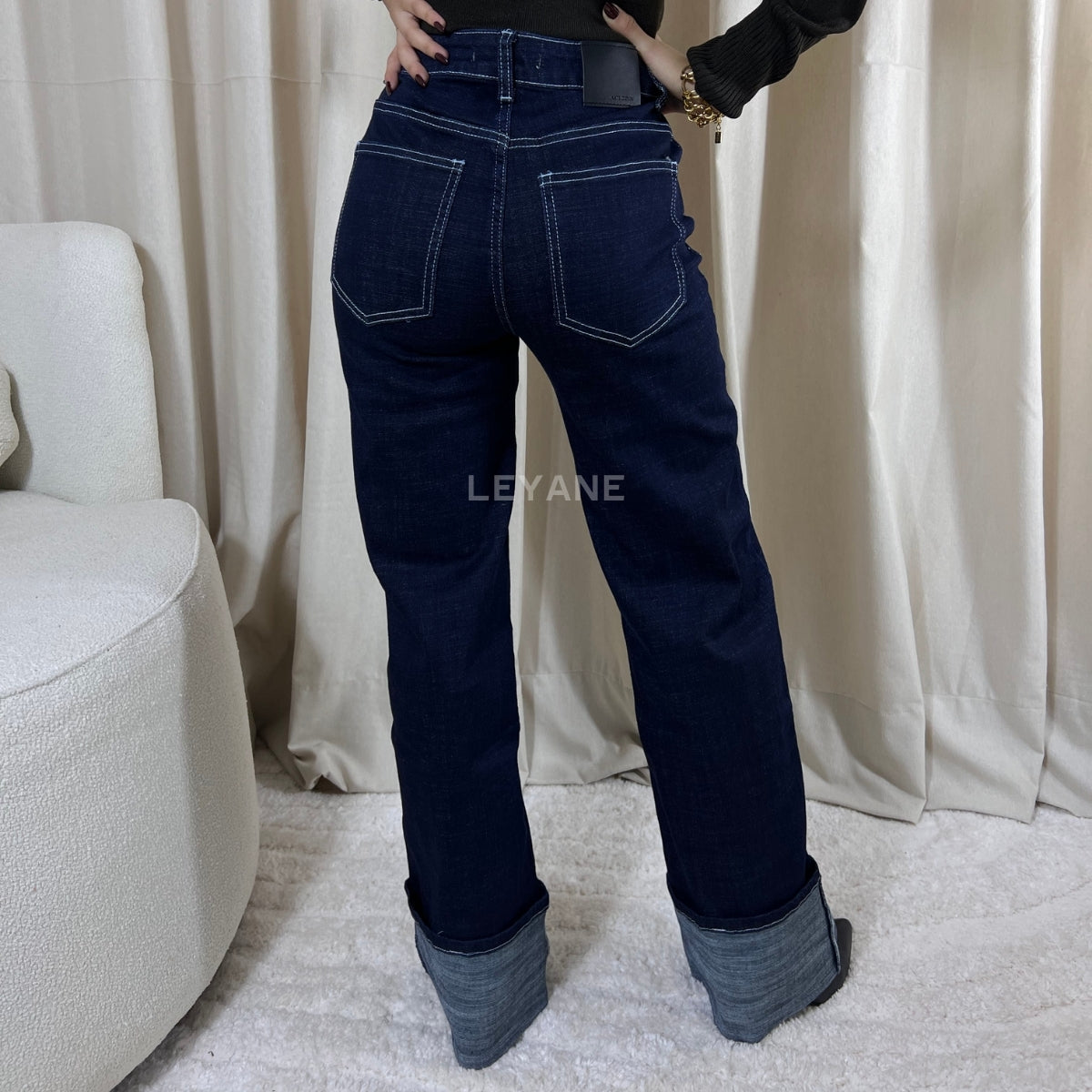  jean, jean femme, jean delavé, jean femme maroc, jean leyane, jean femme en ligne, jean zara, jean straight fit, jean wide leg, jean straight fit maroc, jean en ligne femme maroc, jean stradivarus, jean mango, jean tendance, jean soirée, jean sortie,
