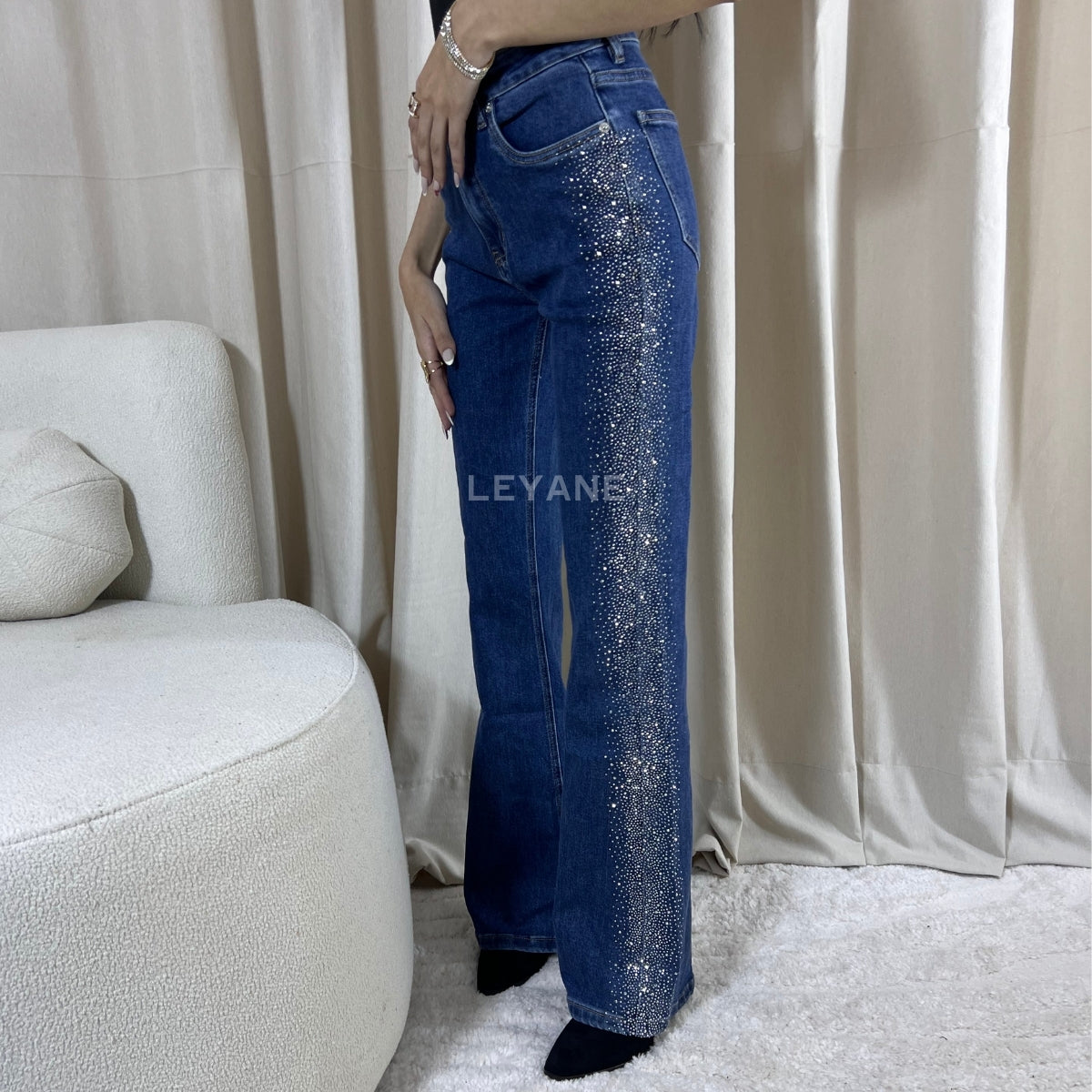  jean, jean femme, jean delavé, jean femme maroc, jean leyane, jean femme en ligne, jean zara, jean straight fit, jean wide leg, jean straight fit maroc, jean en ligne femme maroc, jean stradivarus, jean mango, jean tendance, jean soirée, jean sortie,

