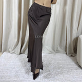 : jupe femme, jupe soirée, jupe à sequins, jupe événement, jupe habillée, jupe chic, jupe élégante, jupe tendance, jupe en ligne, jupe noire, jupe marron, jupe satinée, jupe brillante, jupe glamour, jupe courte, jupe midi, jupe longue, jupe taille haute, jupe fendue, jupe moderne, jupe fashion, jupe party, jupe femme maroc, jupe maroc, jupe leyane, jupe leyane maroc, jupe marrakech, jupe casablanca, jupe rabat, jupe fes, jupe tanger, jupe agadir, outfit femme, outfit soirée, outfit chic, outfit for a date,