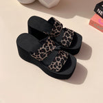 sandale plate, sandale maroc , sandale chunky, chaussures maroc, sandale femme, sandale zara, sandale été, sandals confortables, mules en daim, mules en crochets, mules maroc, mules femmes, mules tendance, sandale et mule, sabots femme