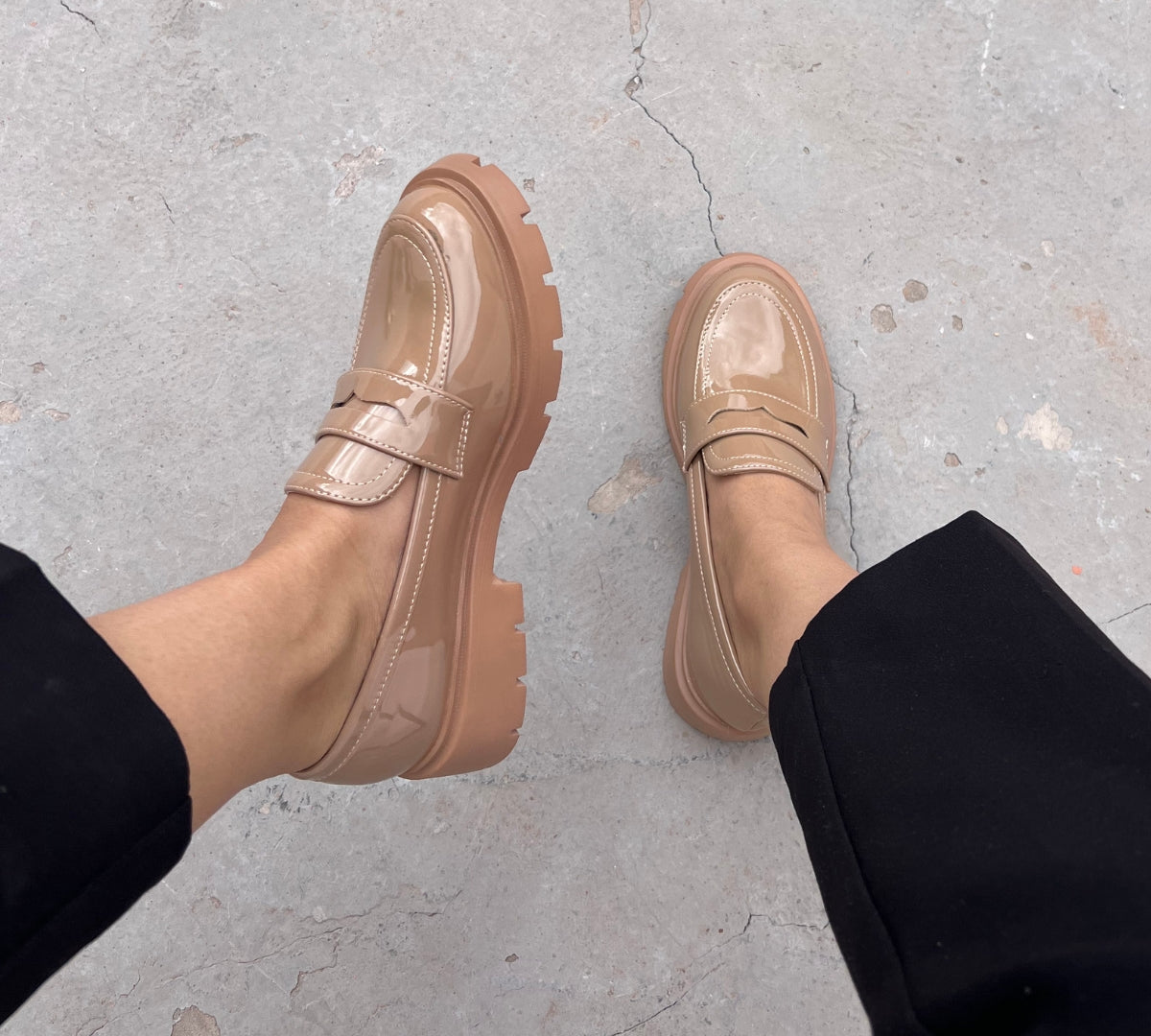 mocassin femme luxe, mocassins maroc, mocassins femme cuir , mocassin lora piana, mocassins casablanca, mocassin pour femme tendance,derbies femme, derbies femme maroc, derbies femme tamaris, derbies femme jonak,ballerine femme , ballerine femme confortable, ballerine tendance, ballerine chanel,
