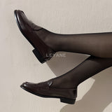 mocassin femme luxe, mocassins maroc, mocassins femme cuir , mocassin lora piana, mocassins casablanca, mocassin pour femme tendance,derbies femme, derbies femme maroc, derbies femme tamaris, derbies femme jonak,ballerine femme , ballerine femme confortable, ballerine tendance, ballerine chanel

