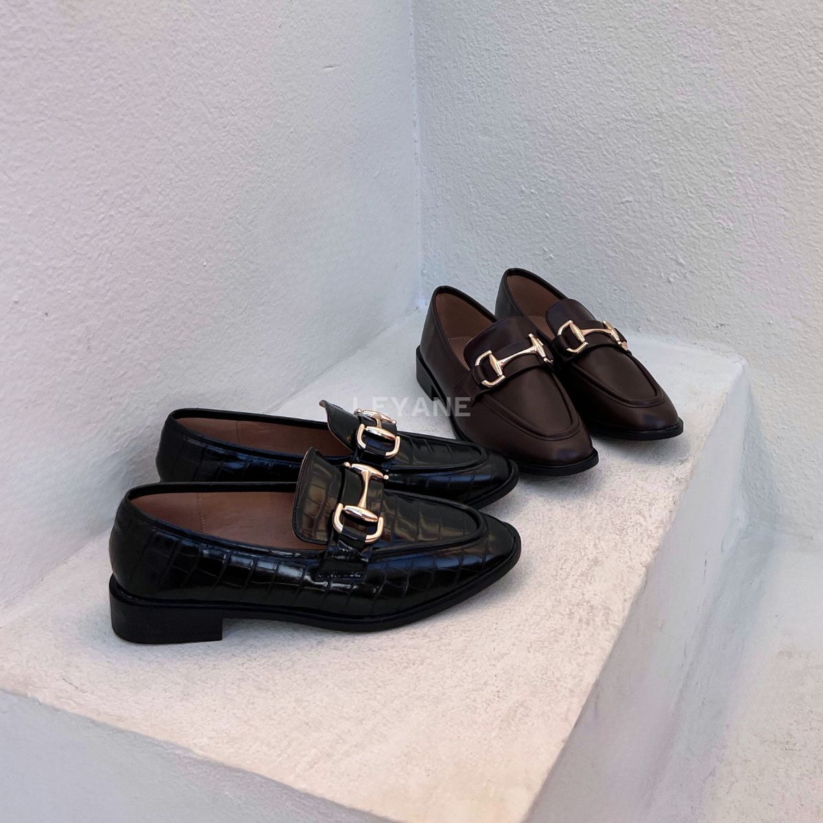 mocassin femme luxe, mocassins maroc, mocassins femme cuir , mocassin lora piana, mocassins casablanca, mocassin pour femme tendance,derbies femme, derbies femme maroc, derbies femme tamaris, derbies femme jonak,ballerine femme , ballerine femme confortable, ballerine tendance, ballerine chanel,
