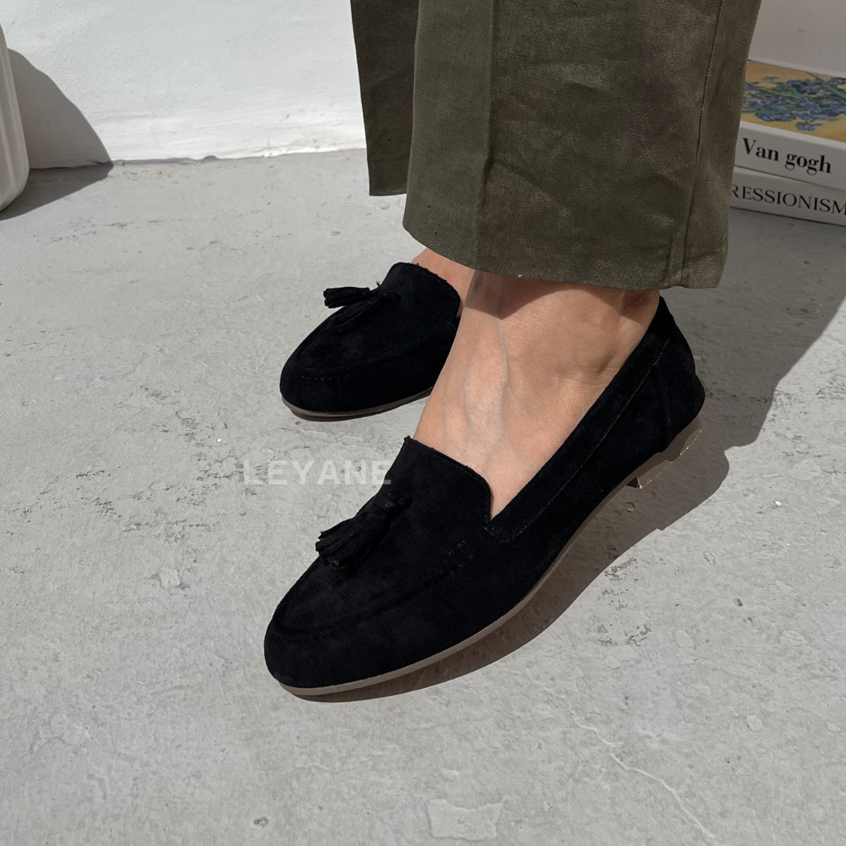 mocassin femme luxe, mocassins maroc, mocassins femme cuir , mocassin lora piana, mocassins casablanca, mocassin pour femme tendance,derbies femme, derbies femme maroc, derbies femme tamaris, derbies femme jonak,ballerine femme , ballerine femme confortable, ballerine tendance, ballerine chanel,
