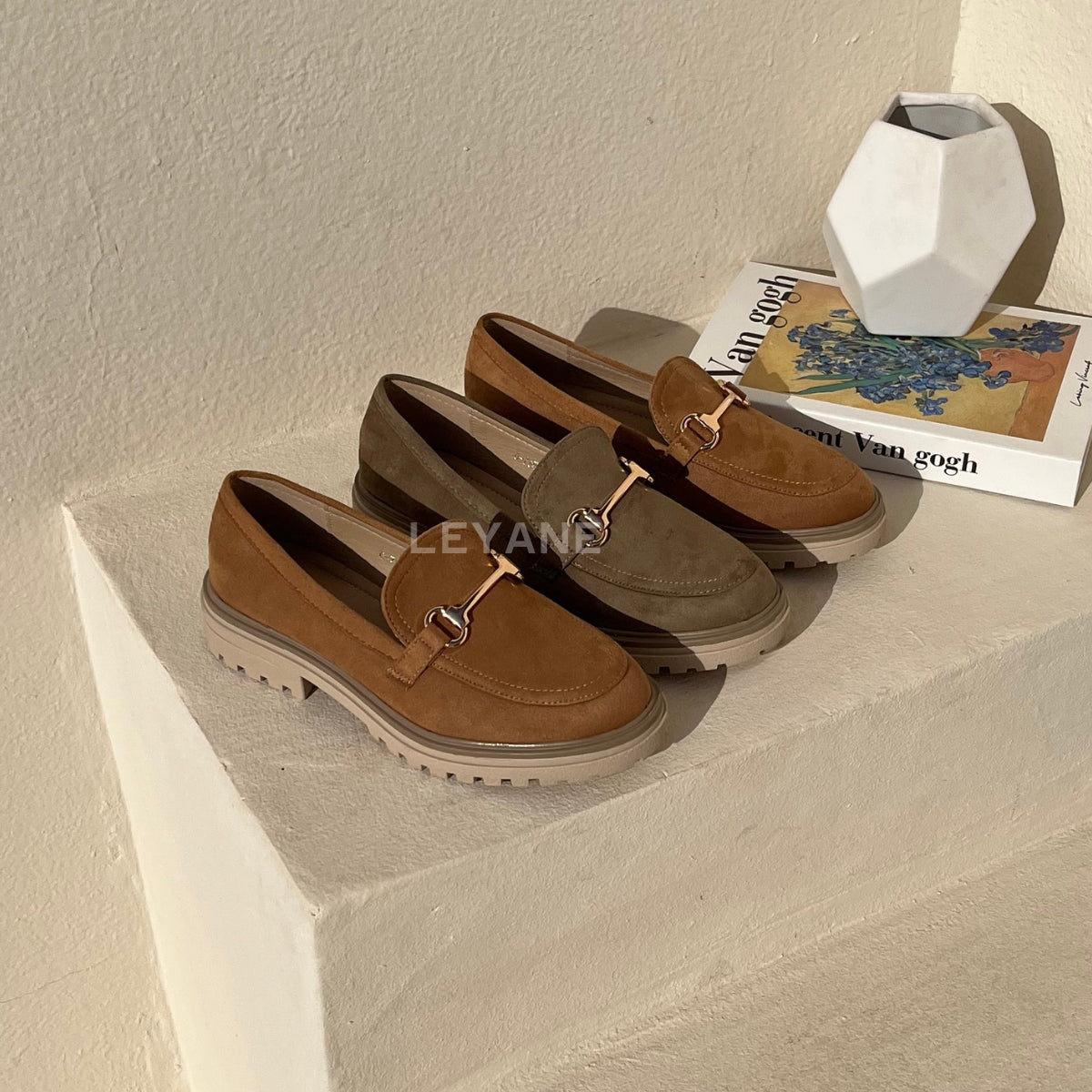 mocassin femme luxe, mocassins maroc, mocassins femme cuir , mocassin lora piana, mocassins casablanca, mocassin pour femme tendance,derbies femme, derbies femme maroc, derbies femme tamaris, derbies femme jonak,ballerine femme , ballerine femme confortable, ballerine tendance, ballerine chanel,
