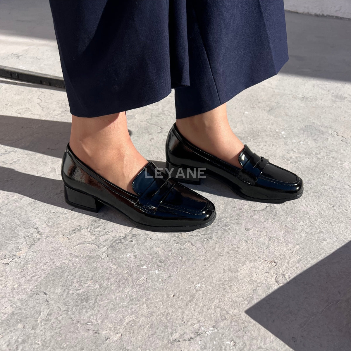 mocassin femme luxe, mocassins maroc, mocassins femme cuir , mocassin lora piana, mocassins casablanca, mocassin pour femme tendance,derbies femme, derbies femme maroc, derbies femme tamaris, derbies femme jonak,ballerine femme , ballerine femme confortable, ballerine tendance, ballerine chanel,