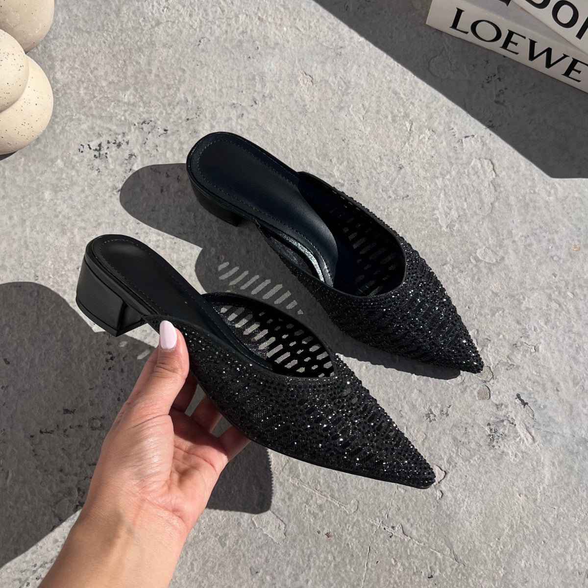 sandale plate, sandale maroc , sandale chunky, chaussures maroc, sandale femme, sandale zara, sandale été, sandals confortables, mules en daim, mules en crochets, mules maroc, mules femmes, mules tendance, sandale et mule, sabots femme