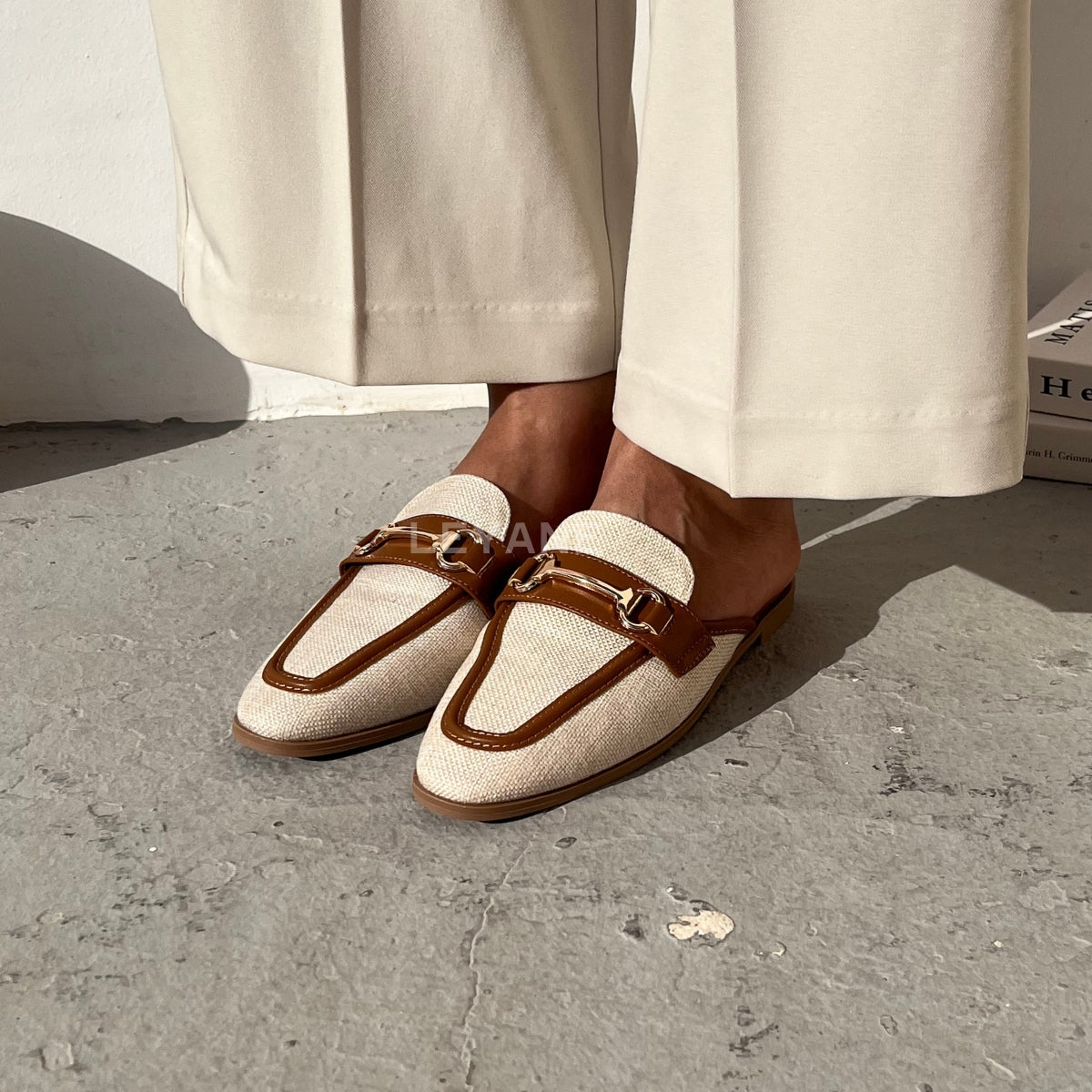 sandale plate, sandale maroc , sandale chunky, chaussures maroc, sandale femme, sandale zara, sandale été, sandals confortables, mules en daim, mules en crochets, mules maroc, mules femmes, mules tendance, sandale et mule, sabots femme
