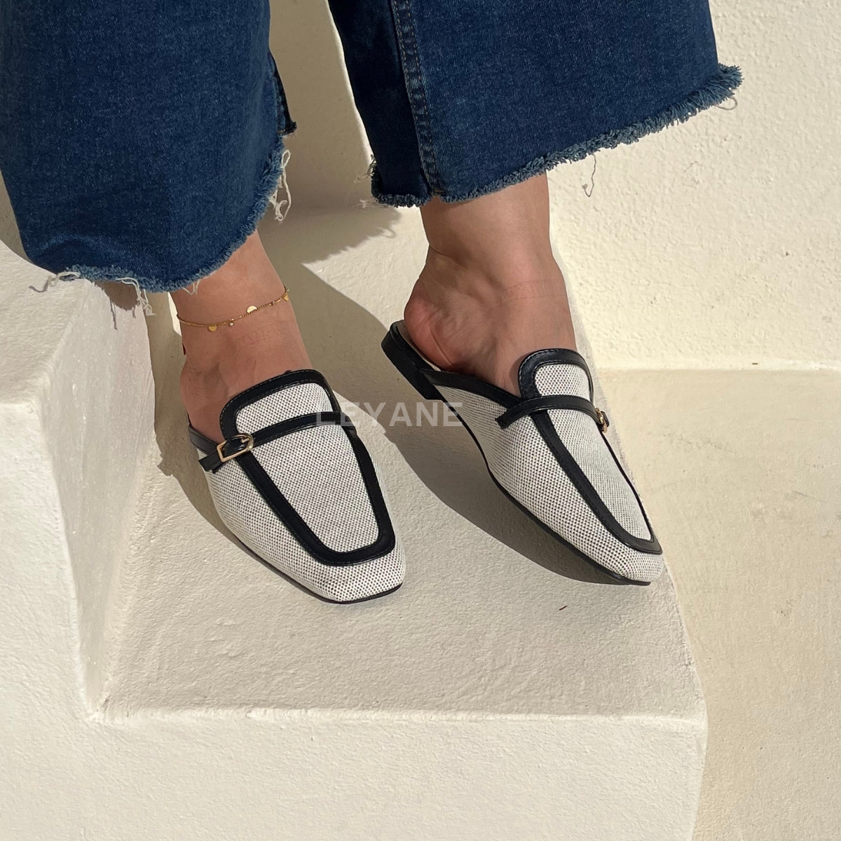 sandale plate, sandale maroc , sandale chunky, chaussures maroc, sandale femme, sandale zara, sandale été, sandals confortables, mules en daim, mules en crochets, mules maroc, mules femmes, mules tendance, sandale et mule, sabots femme

