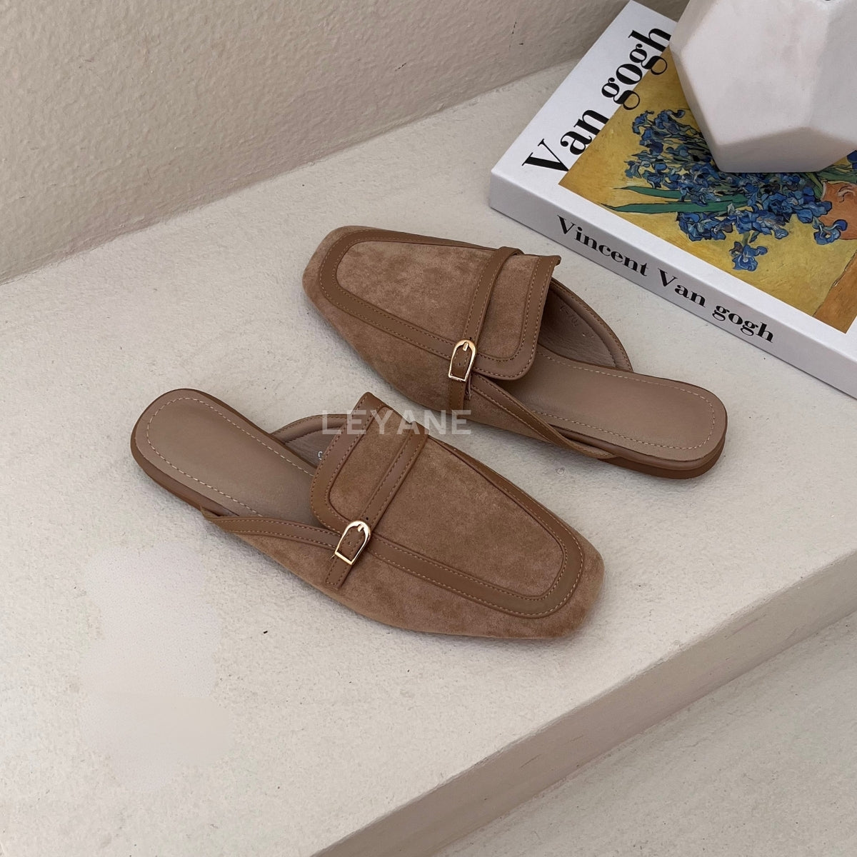 sandale plate, sandale maroc , sandale chunky, chaussures maroc, sandale femme, sandale zara, sandale été, sandals confortables, mules en daim, mules en crochets, mules maroc, mules femmes, mules tendance, sandale et mule, sabots femme
